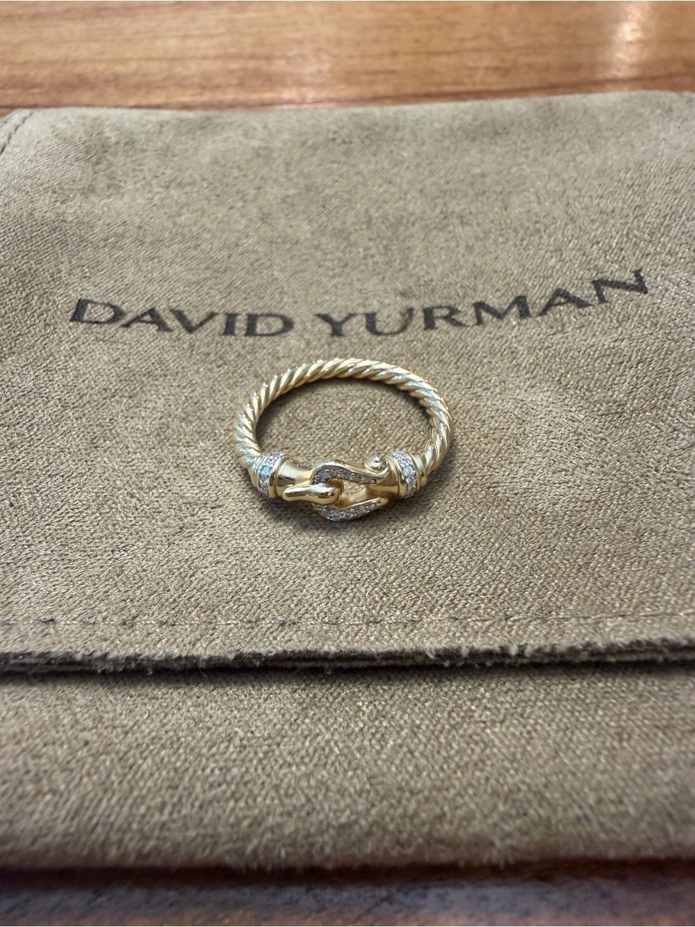 David Yurman Petite Buckle Ring 18K Yellow Gold with Diamonds sz 5 Retail $1400